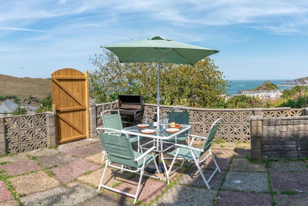 Апартаменты The Tempest, Sea Views, Coastal & Rural Walks. Ильфракомб Экстерьер фото