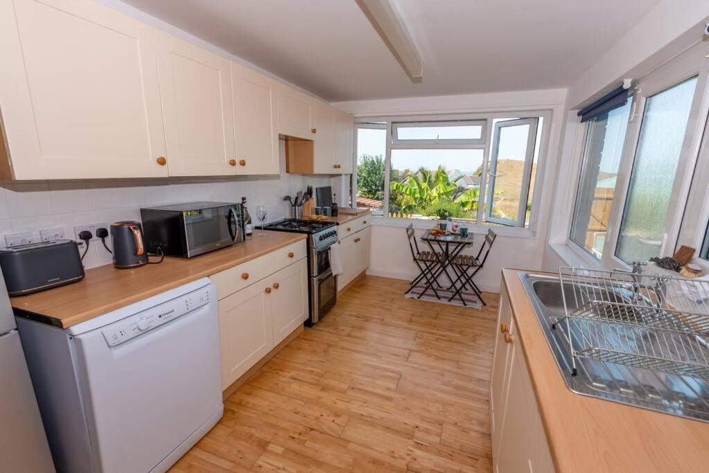 Апартаменты The Tempest, Sea Views, Coastal & Rural Walks. Ильфракомб Экстерьер фото